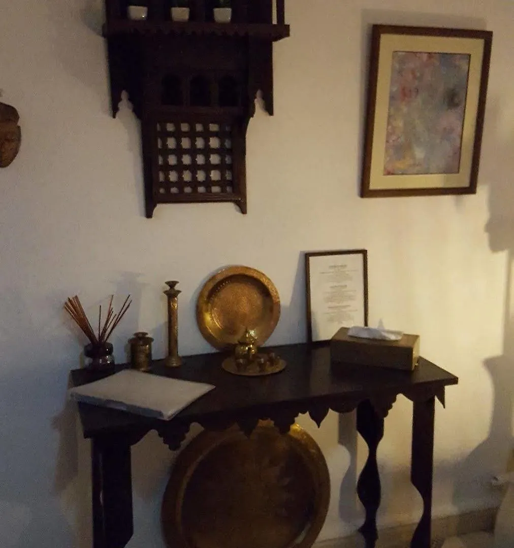 Dar Khmissa Riad & Spa Guest house